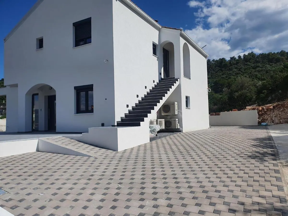 Palace Deluxe Trogir Croácia